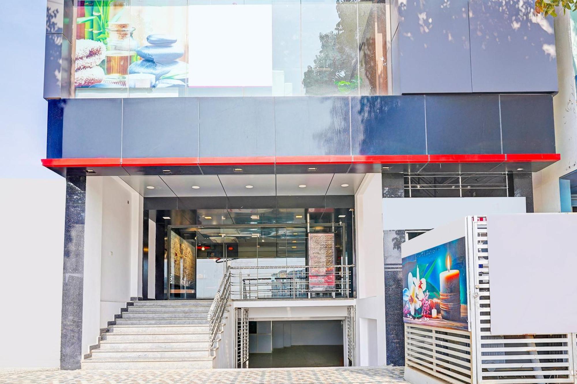 Hotel Super Collection O Niladri Road Kammasandra Exterior foto